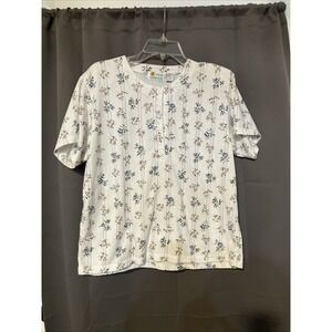 Palm Harbour Women's Medium Floral T-Shirt, Cottagecore Tee, Garden Fairy Shirt